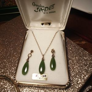 Genuine Jade by R Rhoads Necklace and Earring Set
